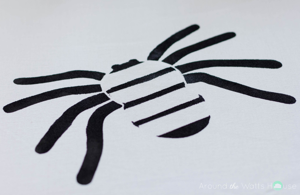 Cutting-Edge-Stencil-Paint-a-Pillow-Spider-Stencil