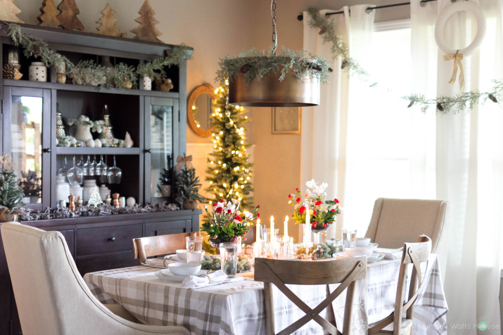 Holiday-Christmas Table Decorations