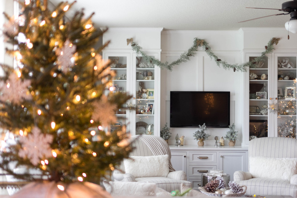 Christmas Home Tour-Around the Watts House