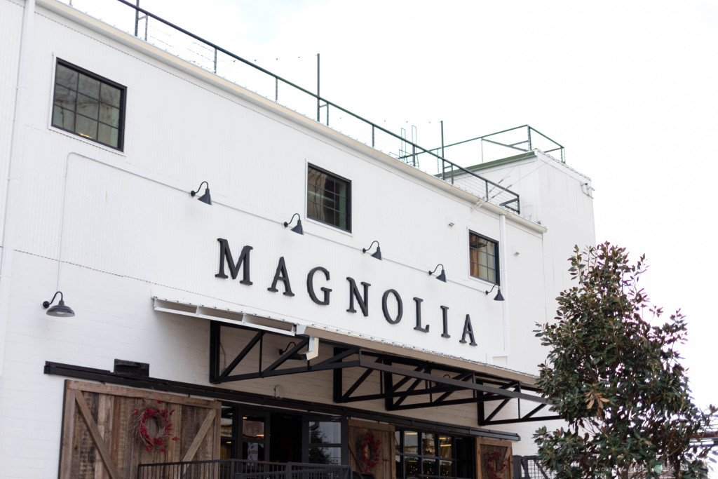 Magnolia-Market-Exterior-Fr