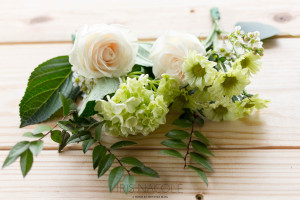 Floral Garland Table Runner/Centerpiece Tutorial by IrisNacole.com