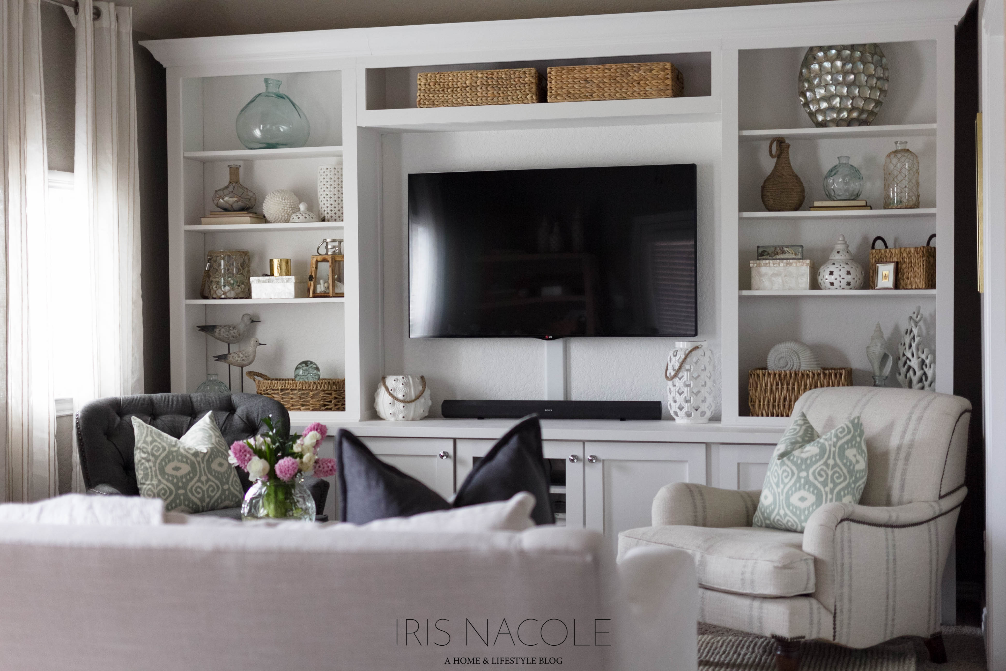 Coastal Themed Family Room Makeover-Shop the House-IrisNacole.com