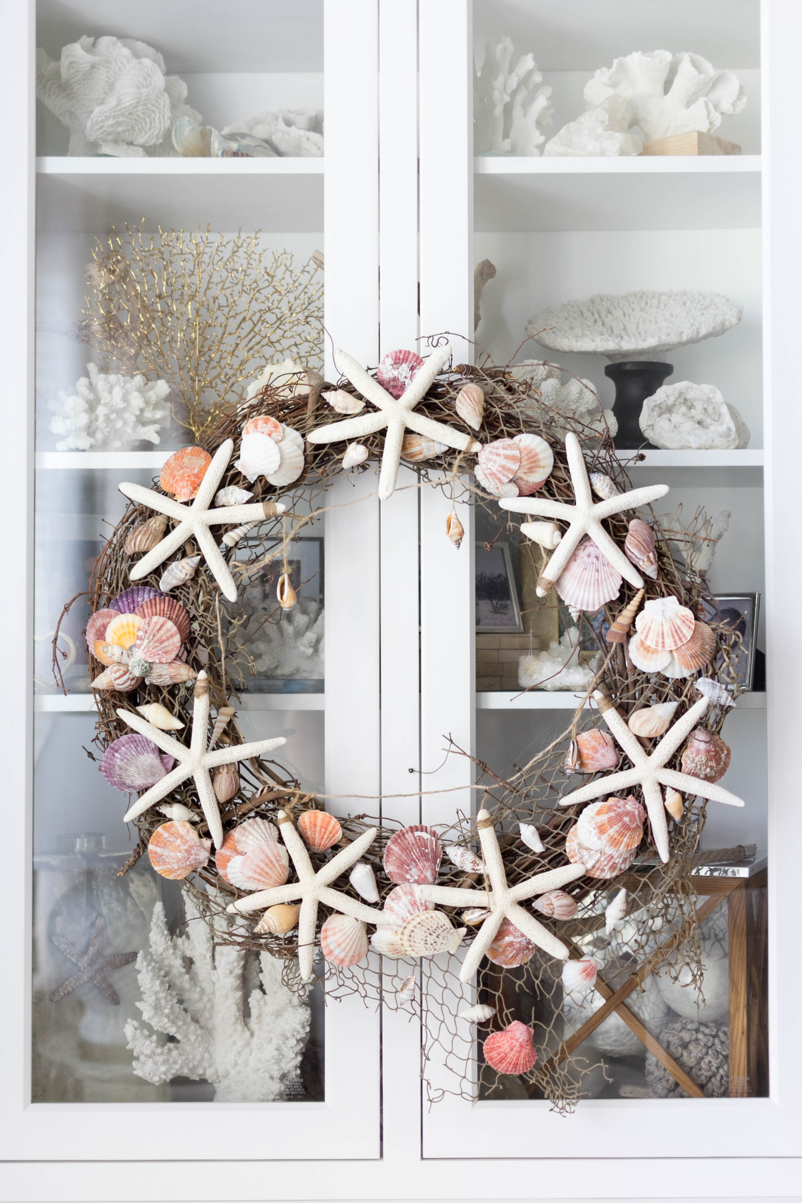 Coastal Shell Wreath by IrisNacole.com (Inspired By DIY)