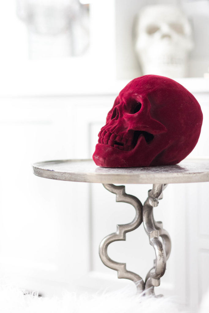 halloween-decor-home-tour-irisnacole-com-scarlet-skull
