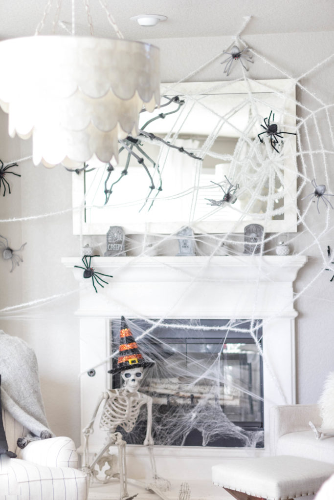 halloween-decor-home-tour-irisnacole-com