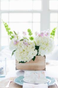 The Home I Create Easy DIY Spring Flower Arrangement-The Creative Circle Link Party 107 Feature