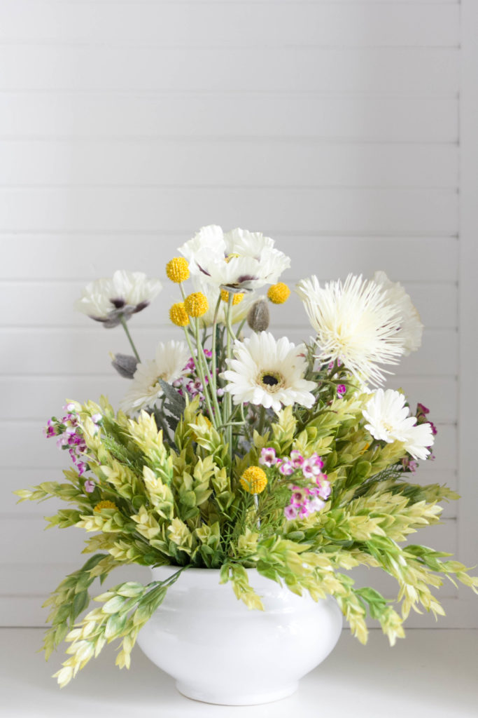 Spring Floral Arrangement Iris Nacole Craft- Last Minute Decorating Idea