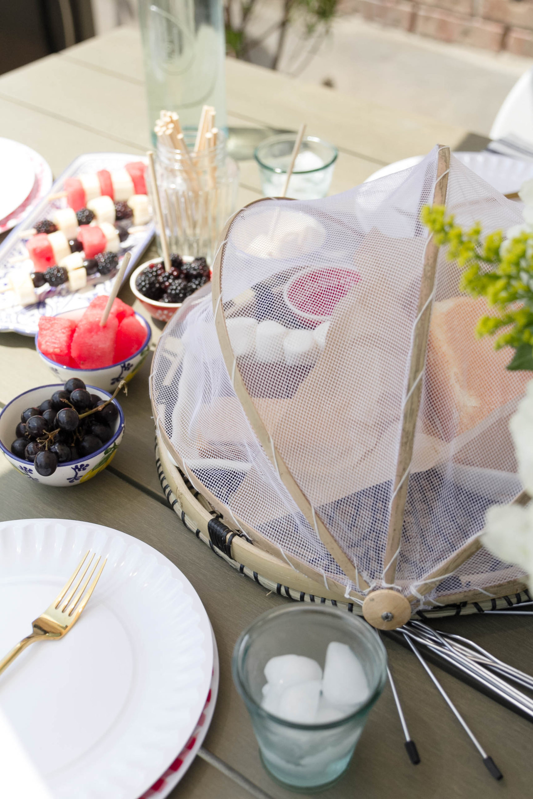 Elegant 4th of July Dining by Iris Nacole