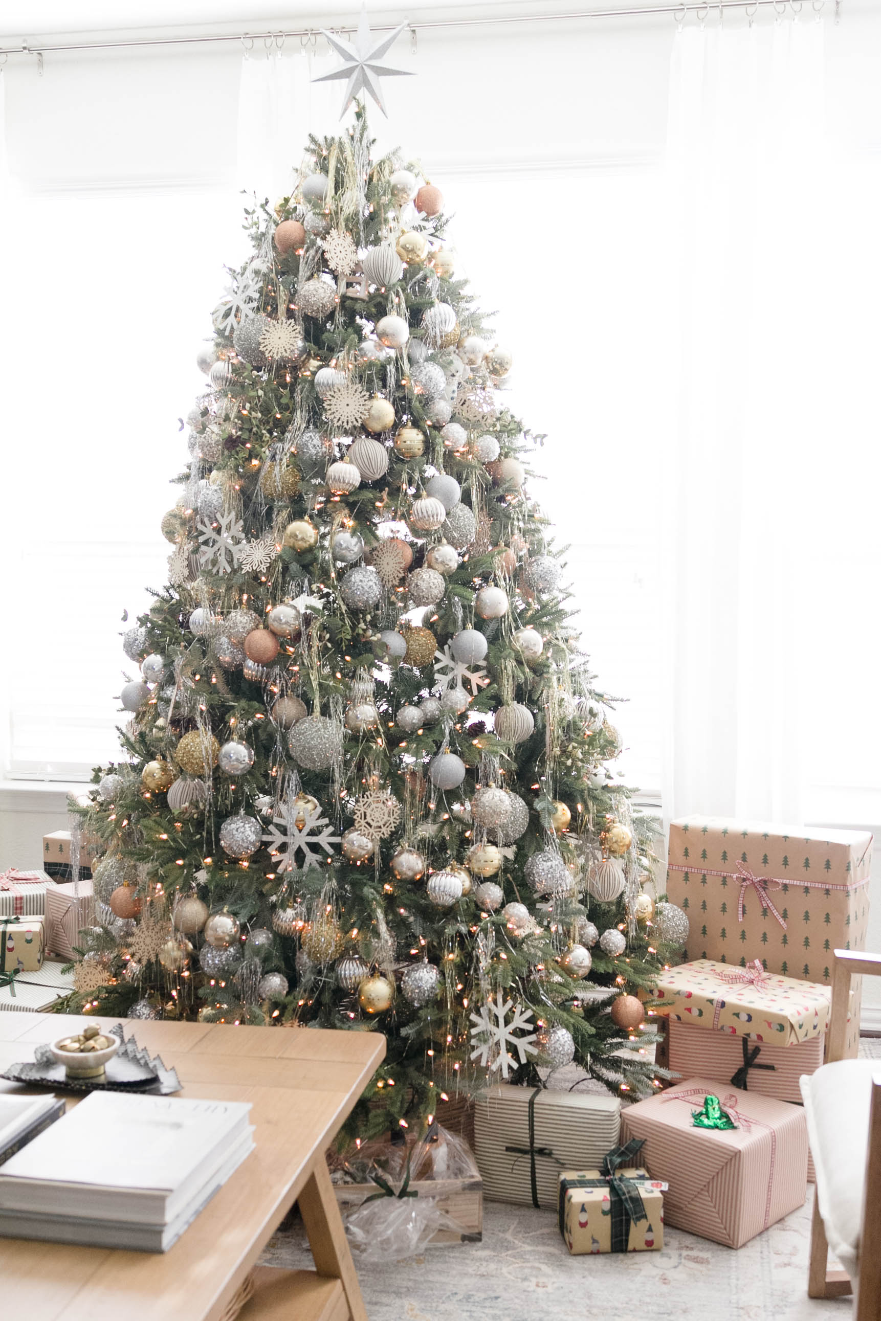 A Very Merry Christmas Living Room | Iris Nacole