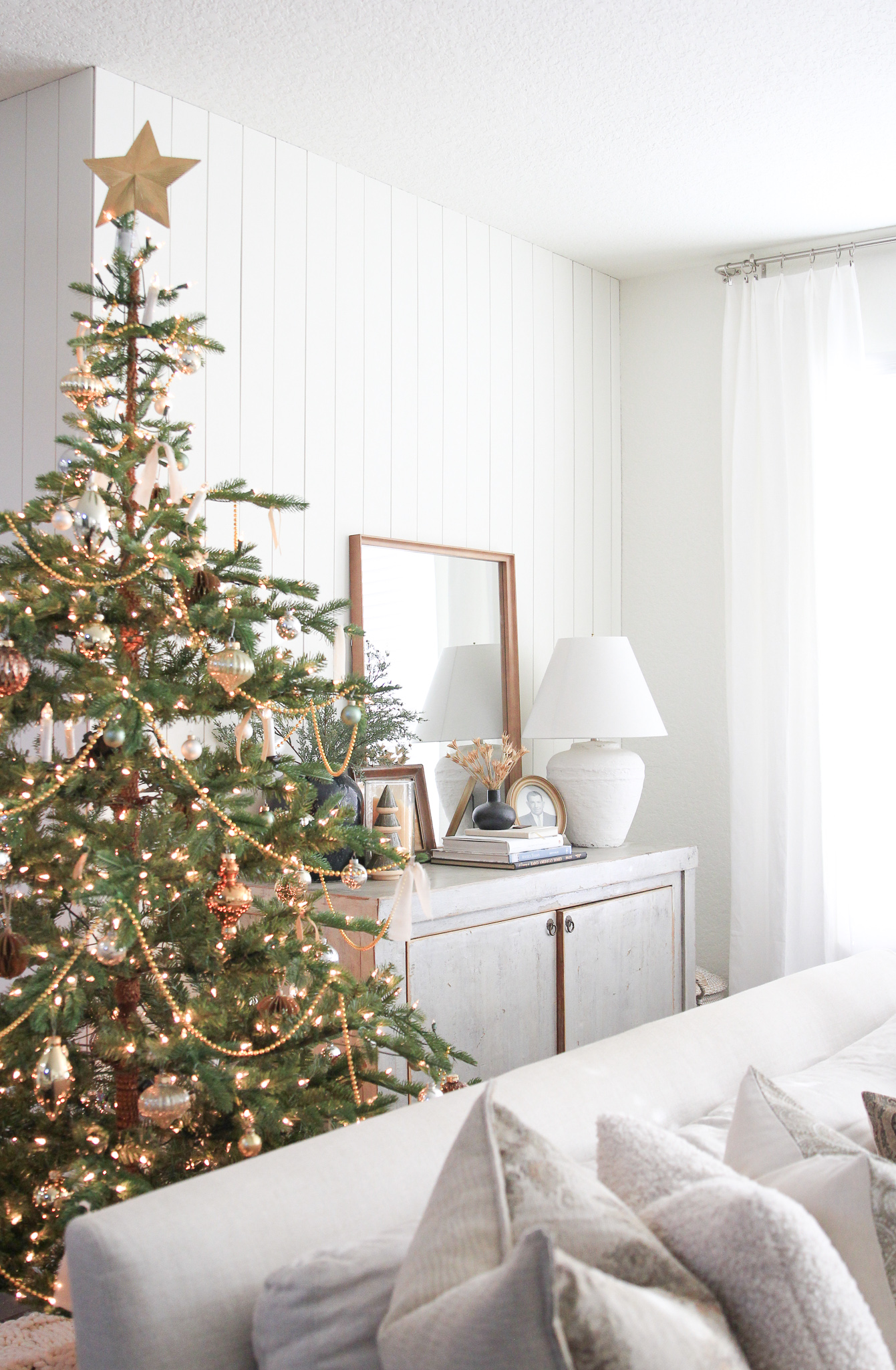 Classic Christmas Tree Home Style Blog Hop